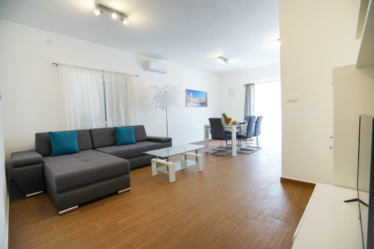 Tj Apartment 2 Zadar Exteriér fotografie